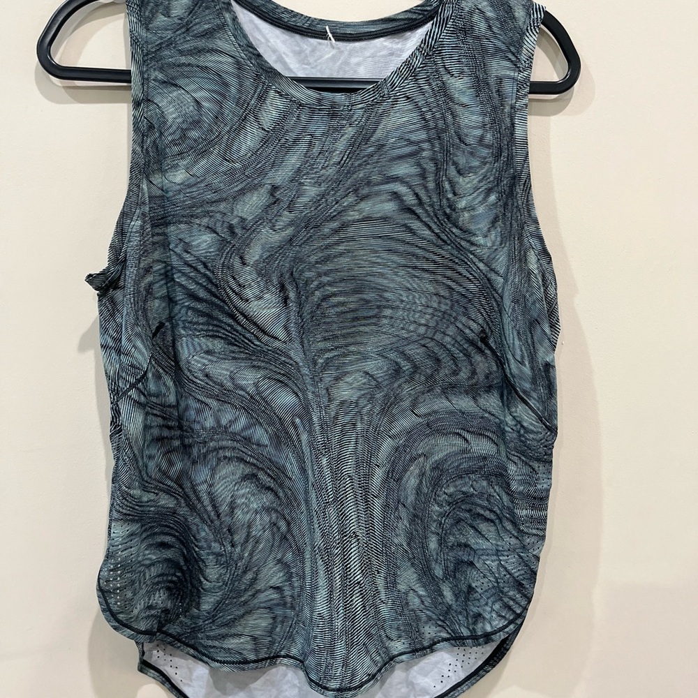 Women’s Lululemon Tank Top
